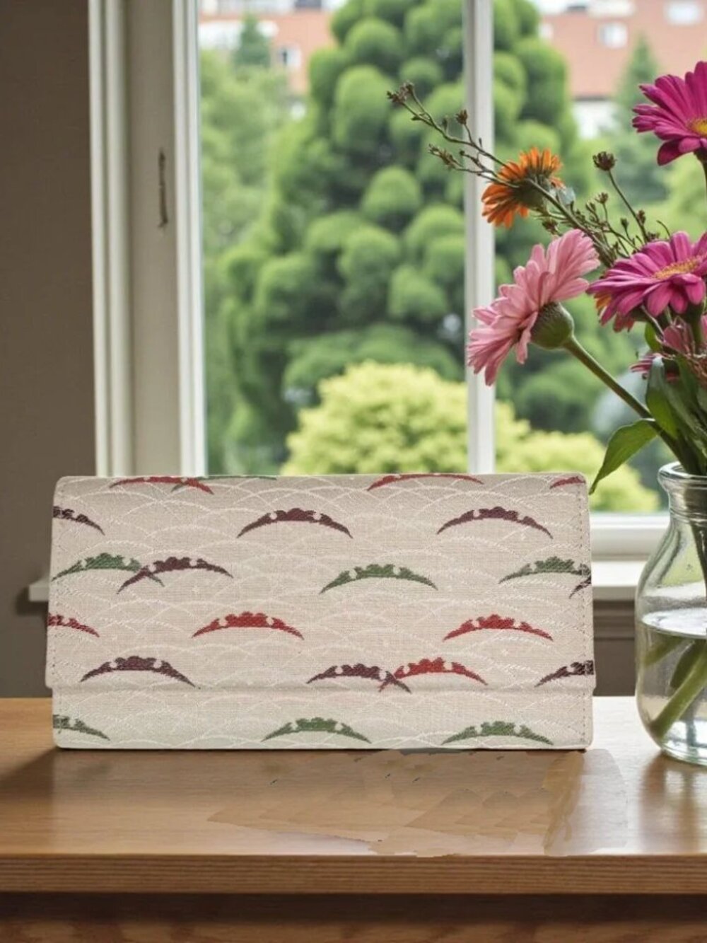 Vintage 1971 Shiseido Japanese Silk Brocade Tri-Fold Wallet